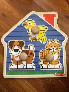 Melissa & Doug Wooden House Peg Puzzle with Yellow Bird, Orange Cat, Brown Dog